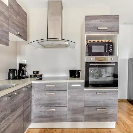 Le Soleil Du - Parking Privatif - Terrasse - Netflix - Clim Καρκασόν