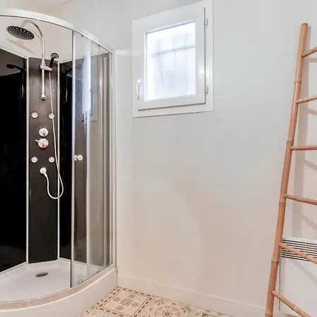 Le Soleil Du - Parking Privatif - Terrasse - Netflix - Clim Διαμέρισμα *