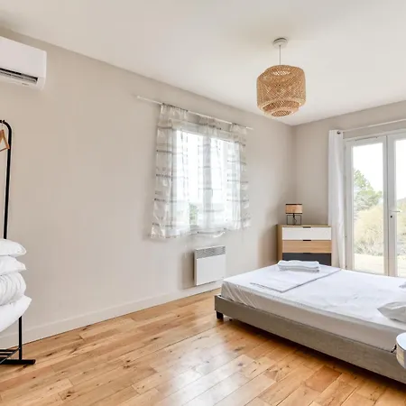 Le Soleil Du - Parking Privatif - Terrasse - Netflix - Clim Διαμέρισμα