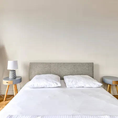 Le Soleil Du - Parking Privatif - Terrasse - Netflix - Clim Apartment *