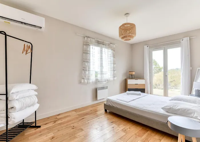 Le Soleil Du - Parking Privatif - Terrasse - Netflix - Clim Apartment