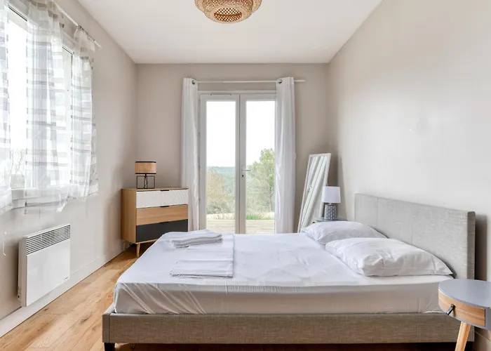 Le Soleil Du - Parking Privatif - Terrasse - Netflix - Clim Apartment *